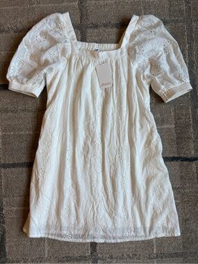 ePretty White Eyelet Puff Sleeve Mini Dress Size Small NWT